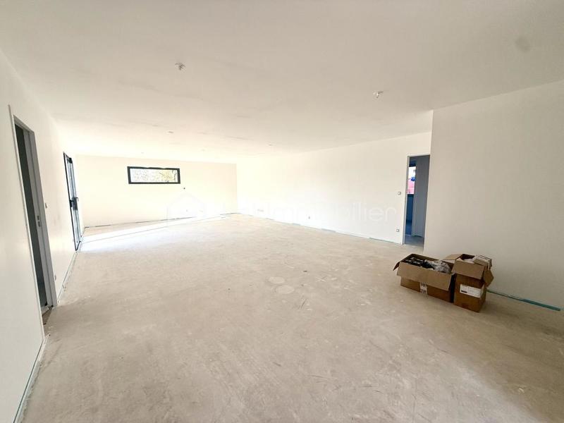 Maison - 136 m² - 4 pièces