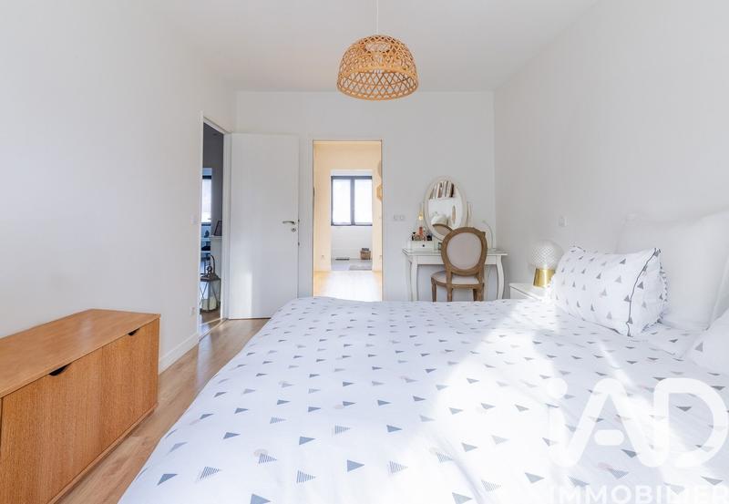 Maison - 200 m² - 7 pièces