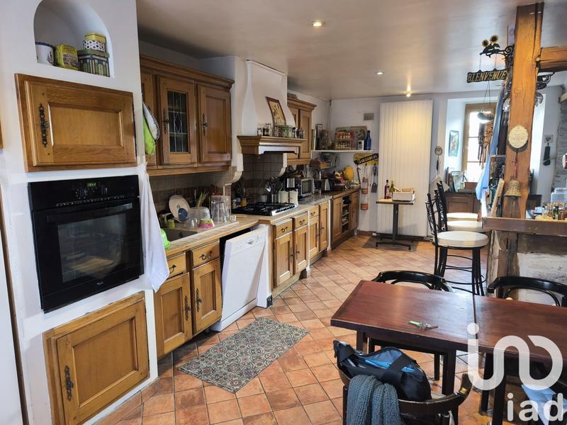 Maison de village - 229 m² - 8 pièces