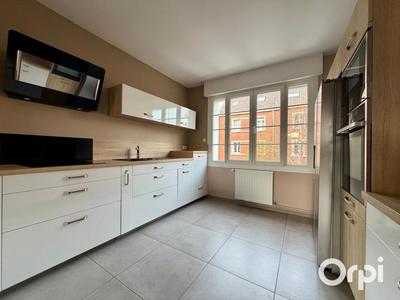 Maison - 167 m² - 6 pièces