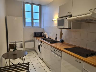 Appartement ancien - 63 m² - 3 pièces