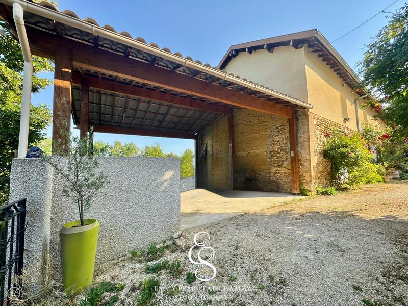 Maison - 400 m² - 16 pièces