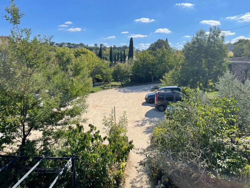 Maison de maîtres - 900 m² - 14 pièces