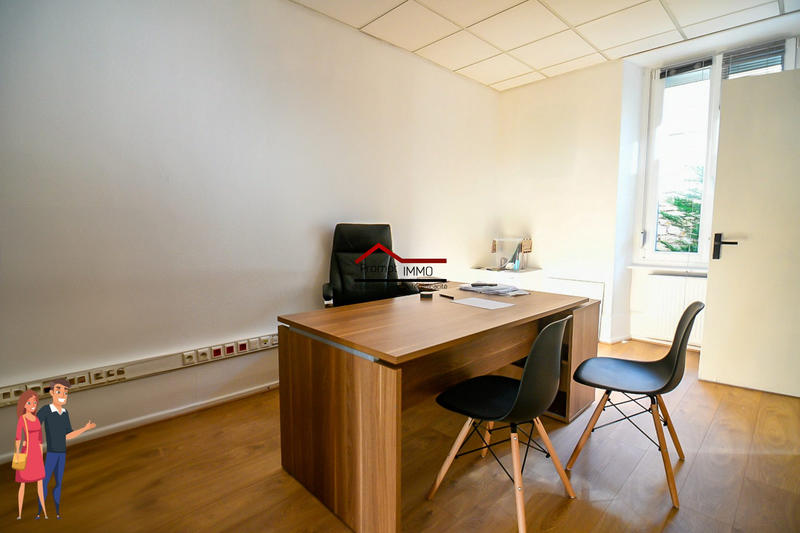 Bureau - 82 m² - 4 pièces