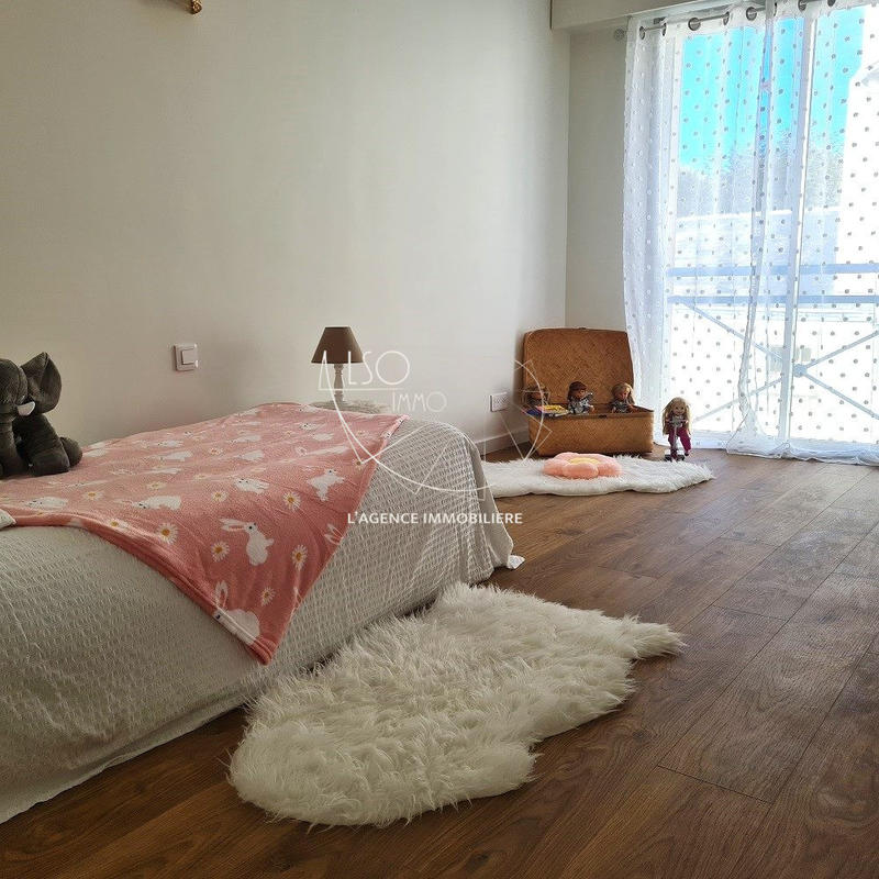 Appartement - 87 m² - 5 pièces