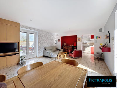 Maison - 147 m² - 5 pièces