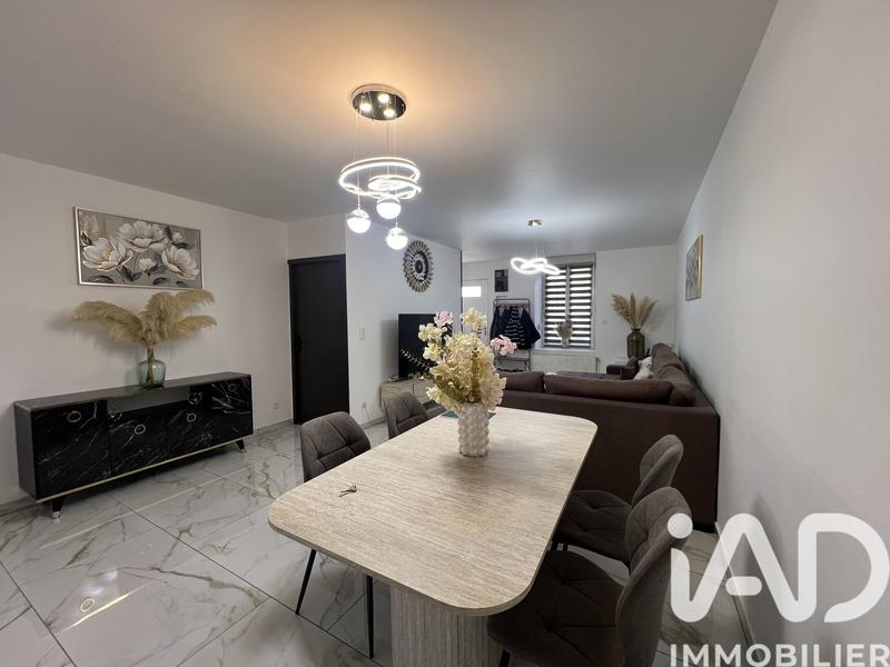 Maison - 91 m² - 5 pièces