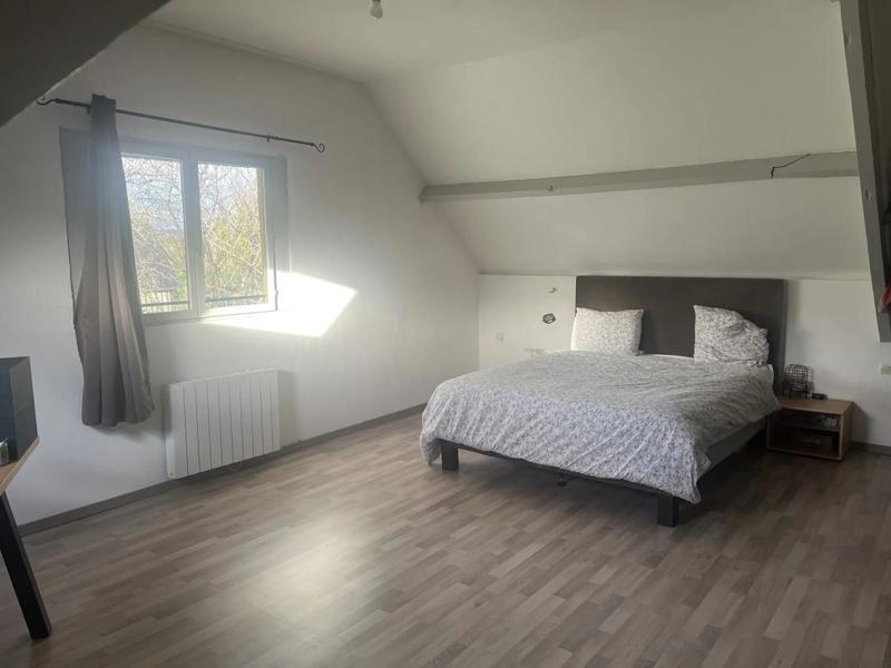 Maison - 221 m² - 8 pièces