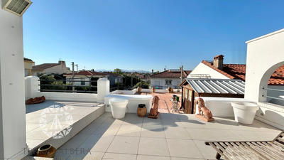 Appartement - 139 m² - 5 pièces