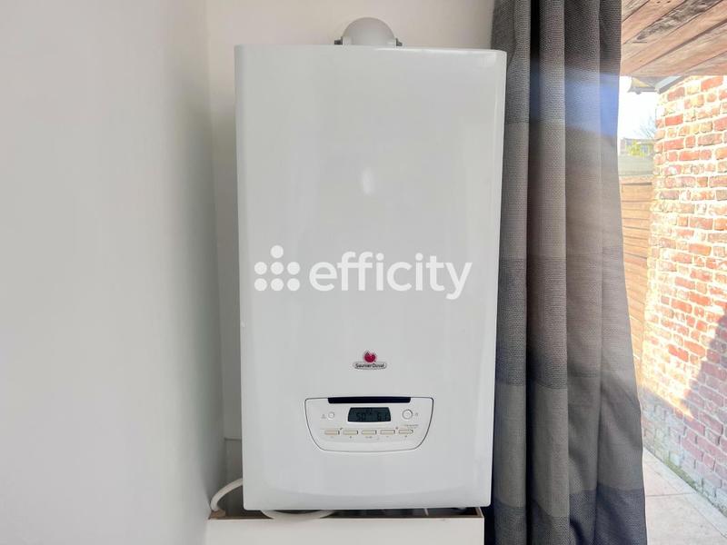 Maison - 85 m² - 5 pièces