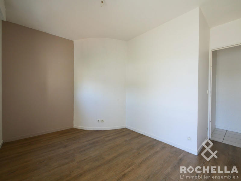 Appartement - 99 m² - 5 pièces