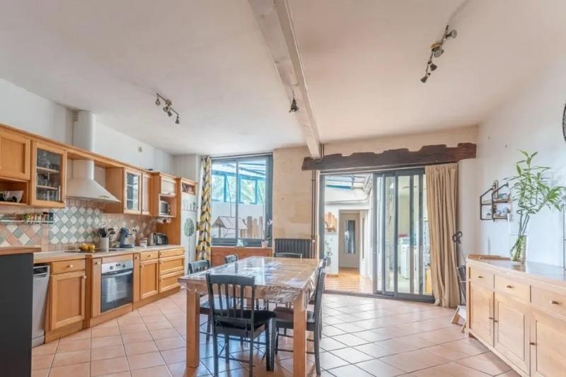 Maison - 175 m² - 8 pièces