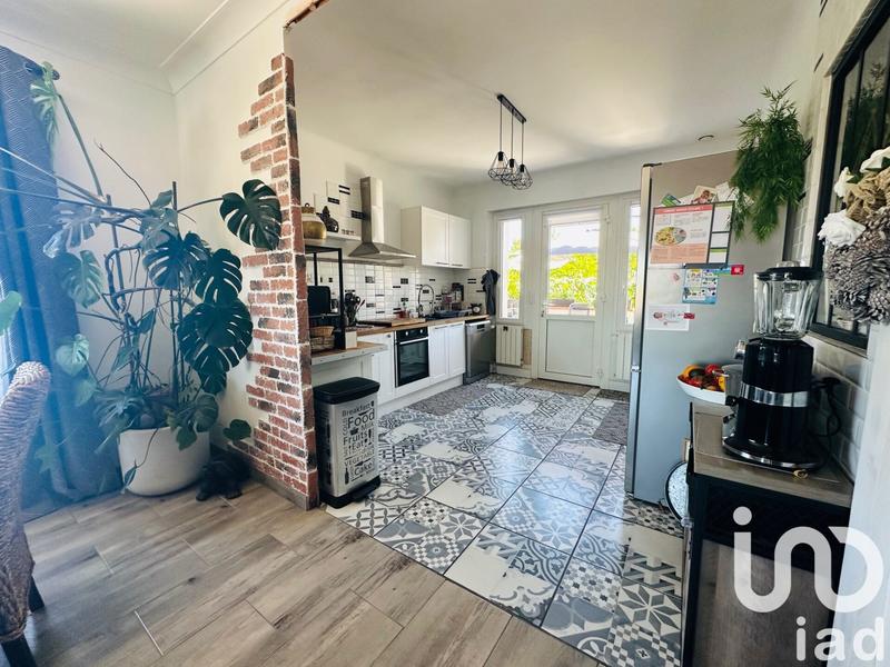 Maison - 174 m² - 8 pièces