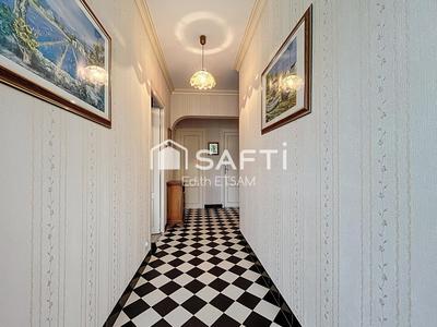 Maison - 121 m² - 6 pièces