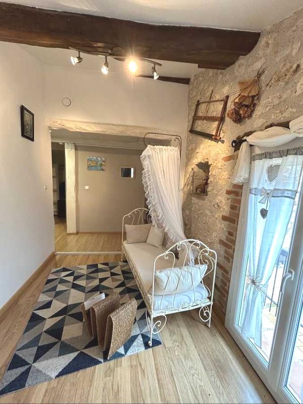 Maison - 387 m² - 8 pièces