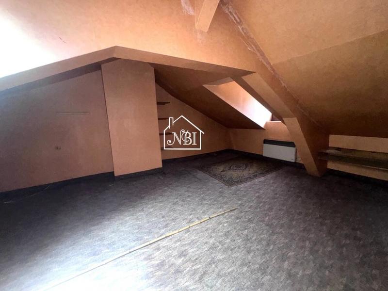 Local d'activité / Entrepôt - 323 m²