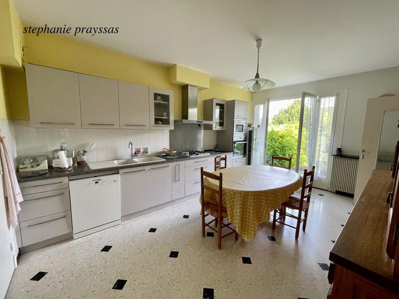 Maison - 147 m² - 6 pièces