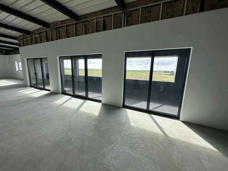 Local d'activités - 300 m² - 1 pièce