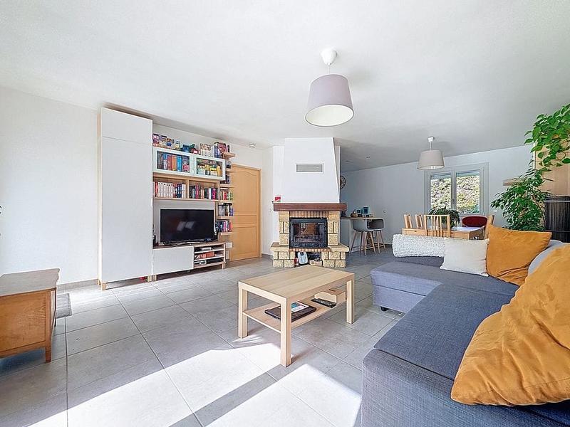 Maison - 92 m² - 4 pièces