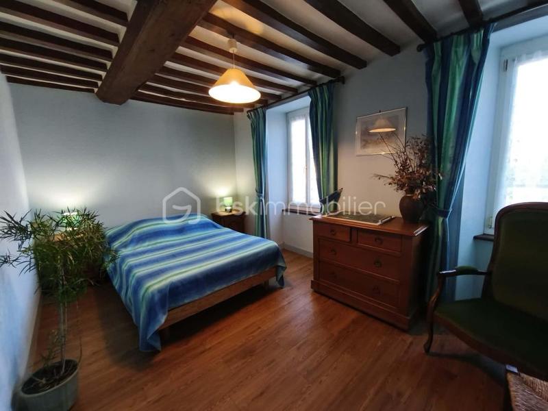 Maison en pierre - 170 m² - 7 pièces