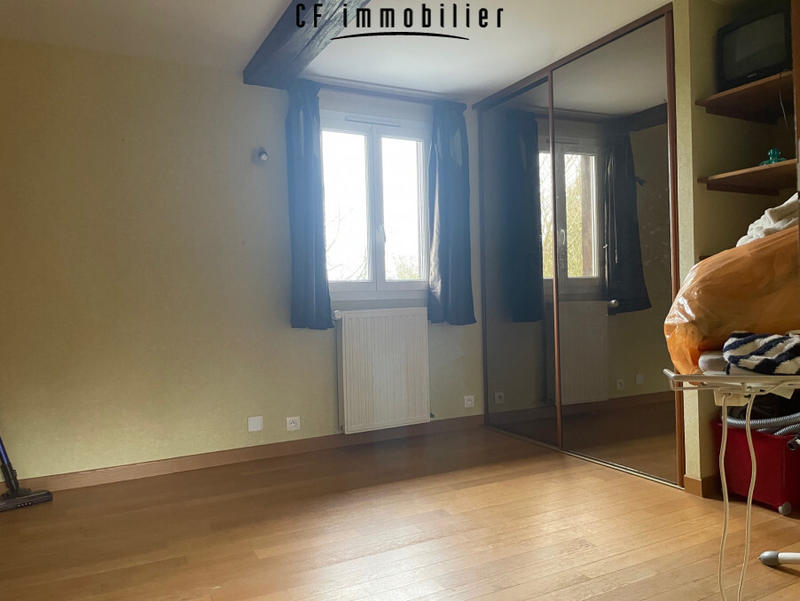 Maison - 177 m² - 7 pièces