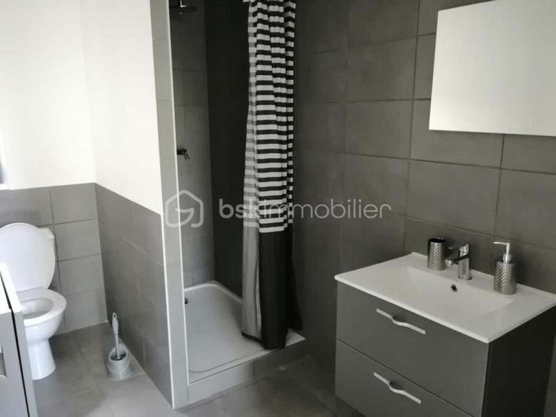 Appartement - 61 m² - 2 pièces