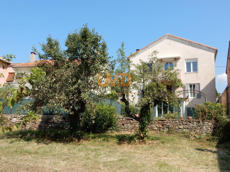 Maison en pierre - 141 m² - 8 pièces