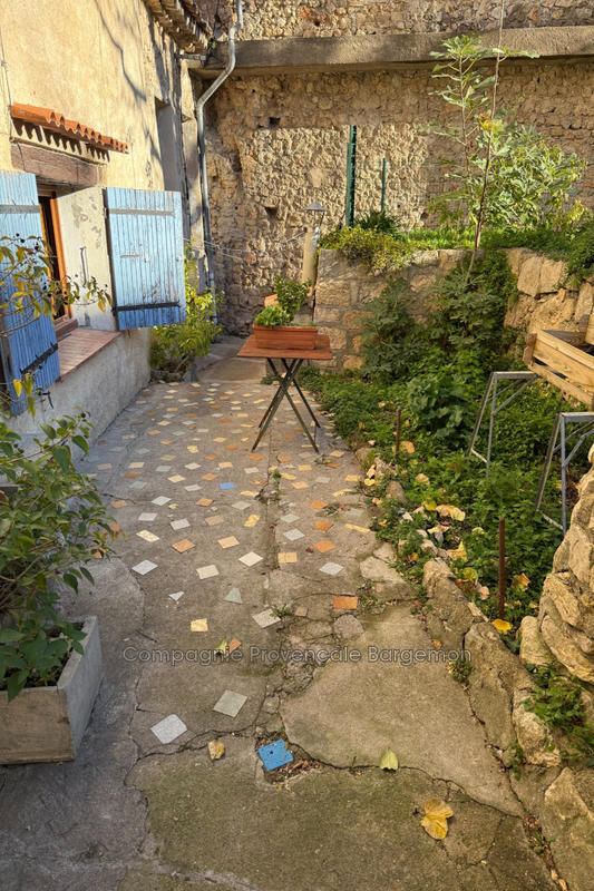 Maison de village - 130 m² - 5 pièces