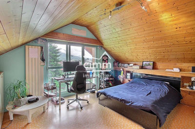 Maison - 273 m² - 10 pièces