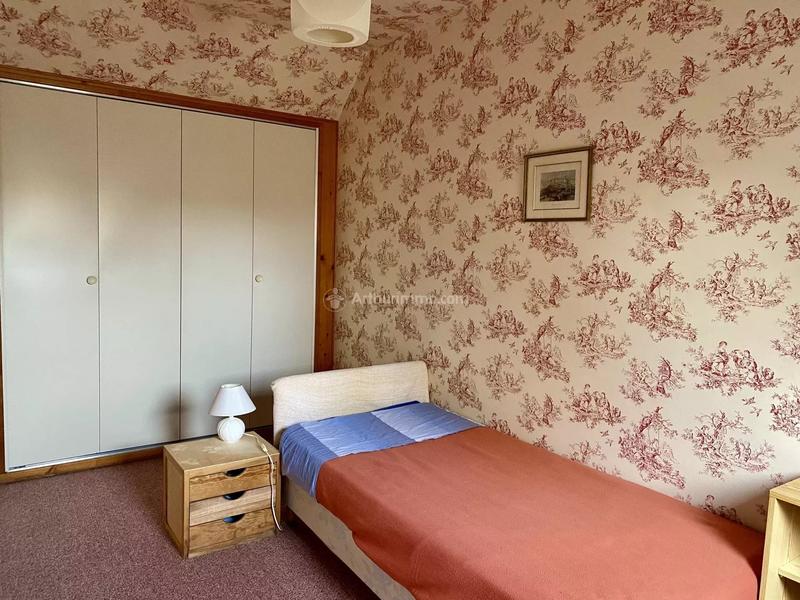 Maison - 198 m² - 7 pièces