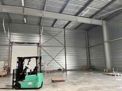 Local d'activités - 1 300 m²