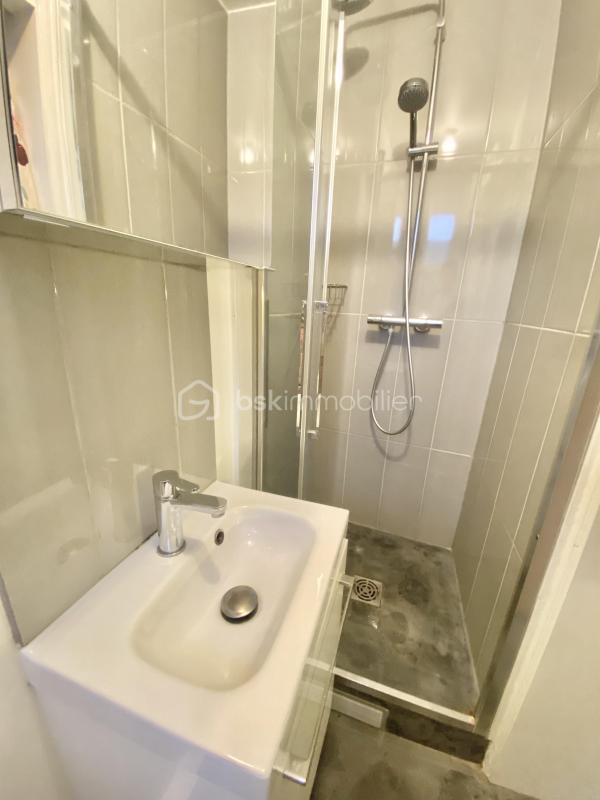 Studio - 14 m² - 1 pièce