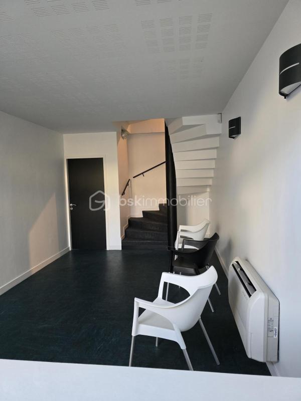 Immeuble - 270 m² - 10 pièces