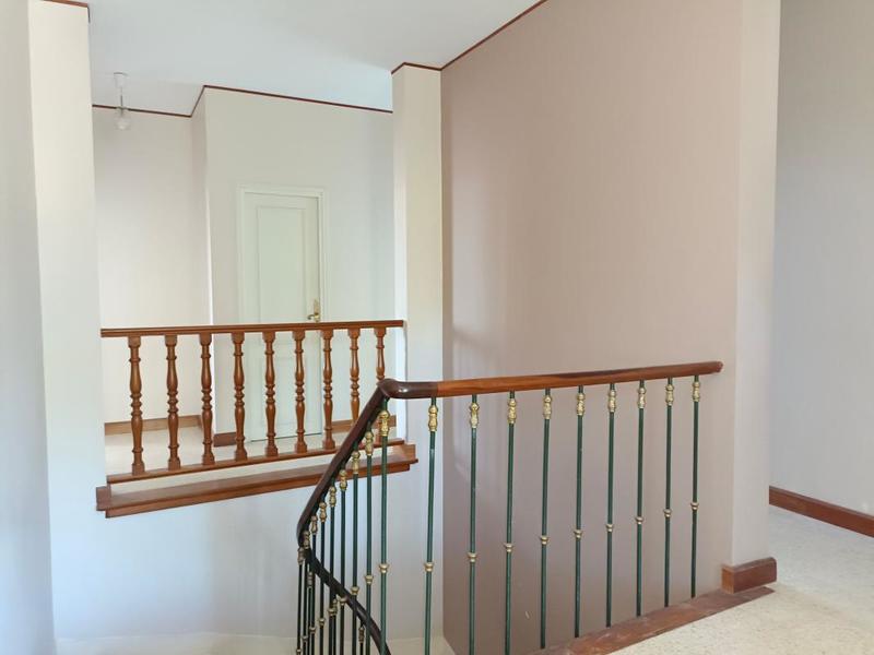 Maison - 287 m² - 8 pièces