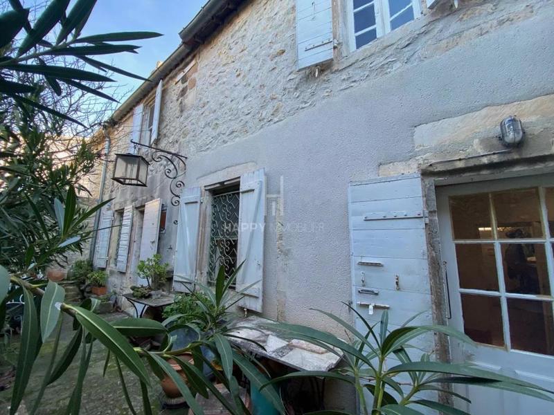 Maison de village - 140 m² - 7 pièces