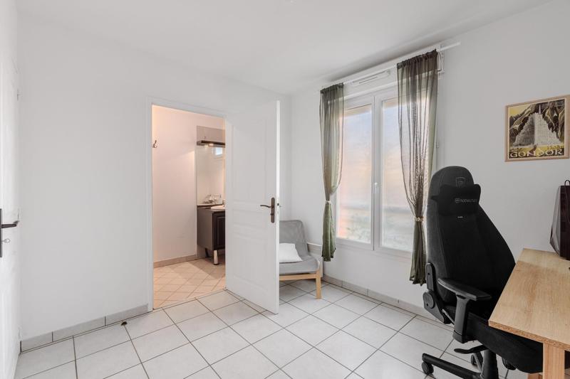 Appartement - 82 m² - 4 pièces