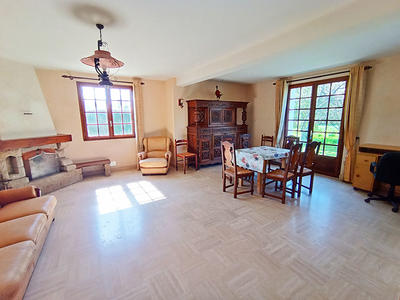 Maison - 139 m² - 6 pièces