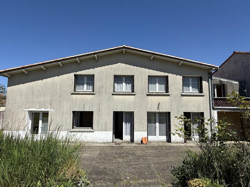 Maison ancienne - 144 m² - 7 pièces