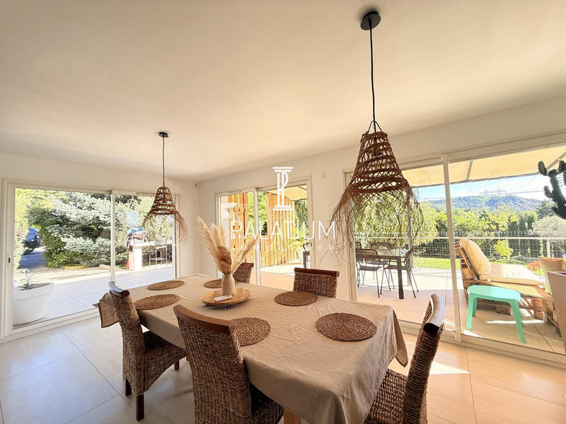 Maison - 138 m² - 4 pièces