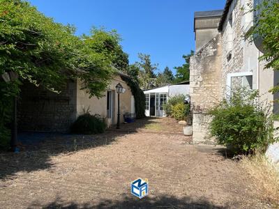 Maison ancienne - 185 m² - 7 pièces