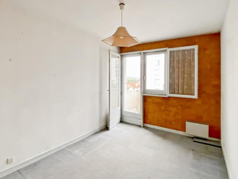 Appartement - 96 m² - 5 pièces