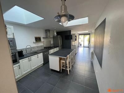 Maison de ville - 90 m² - 4 pièces