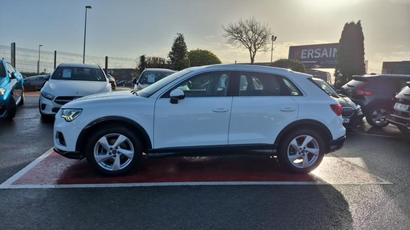 Audi Q3 35 Tfsi 150 Ch s tronic 7 Design Luxe