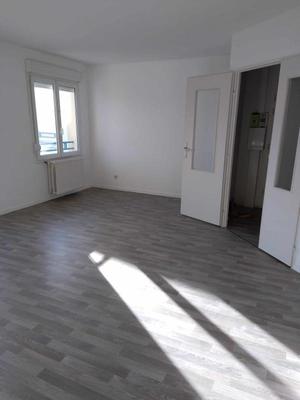 Appartement - 79 m² - 3 pièces