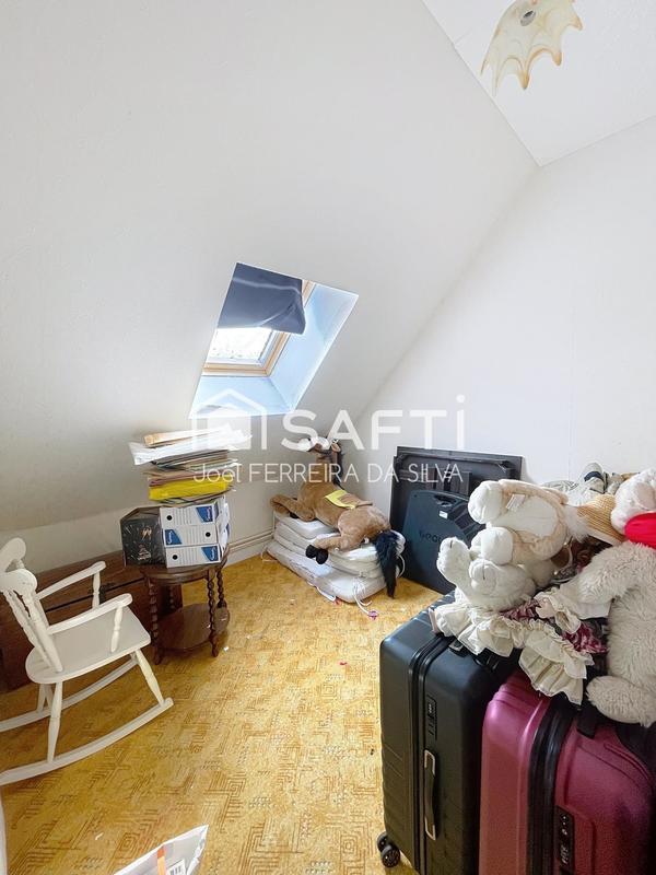 Maison - 167 m² - 10 pièces