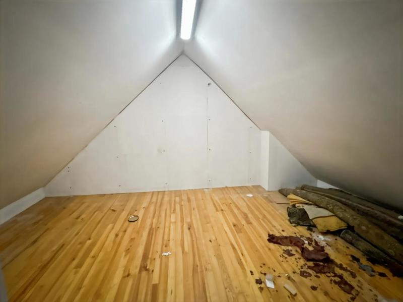 Maison - 263 m² - 8 pièces