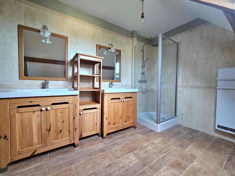 Maison - 115 m² - 5 pièces