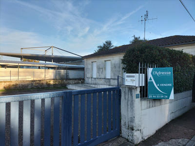 Local commercial - 91 m² - 6 pièces