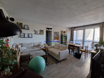 Appartement - 83 m² - 4 pièces