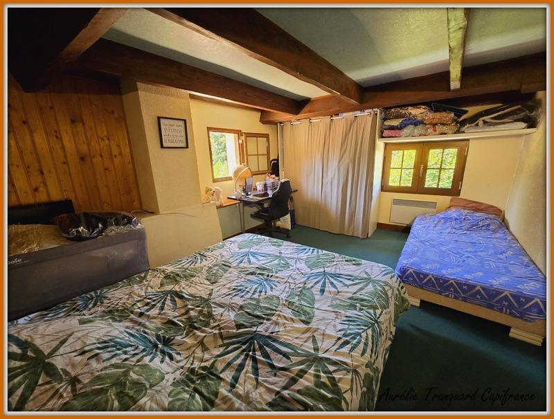 Propriété - 128 m² - 7 pièces